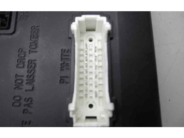 Блок управления 8200564718 Dacia Logan Pick-Up