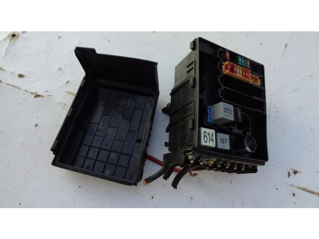 Блок предохранителей  8J0937503   Audi TT TTS Mk2    