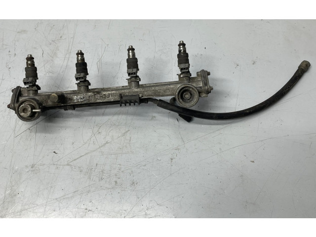 Vstřikovací lišta 110780745 Mercedes-Benz E W210