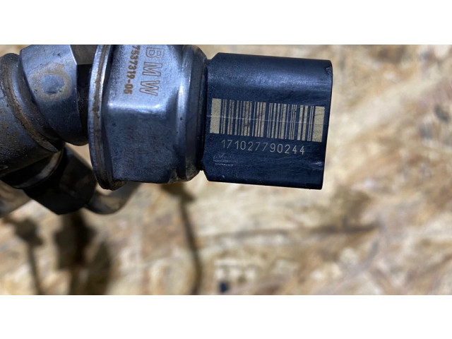 Vstřikovací lišta 7547600, 7537319 BMW 5 F10 F11 pro benzínový motor 4.4 N63