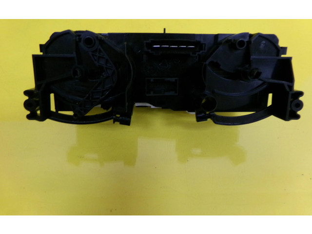 Блок управления климат-контролем 69657032 Mitsubishi Colt