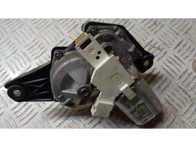 Моторчик заднего дворника 8200734582 Dacia Duster