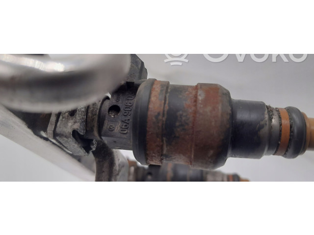 Топливная рампа 06A906031, 0280160557   Audi A3 S3 8L  