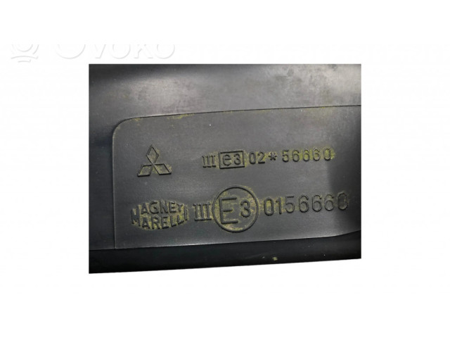 Зеркало заднего вида (в салоне)