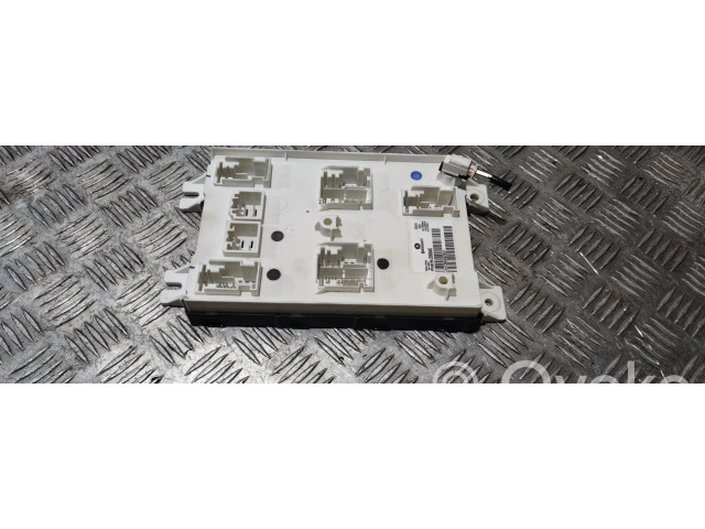 Блок комфорта 68258390AE   Jeep Grand Cherokee   