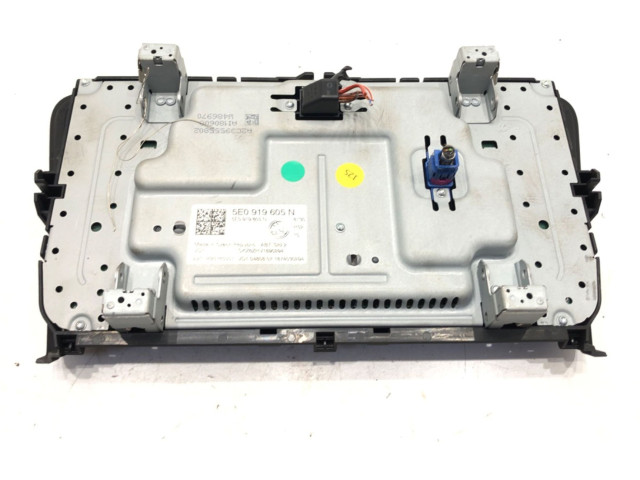 Дисплей    5E0919605N   Skoda Octavia Mk3 (5E)