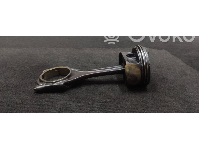 Поршень 84L103 Audi A6 S6 C6 4F