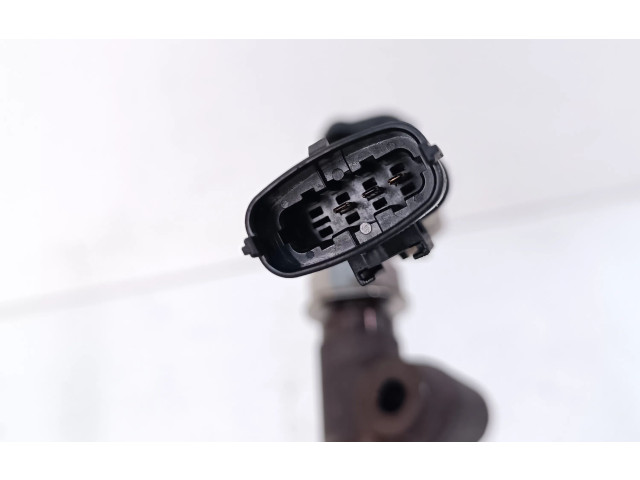 Vstřikovací lišta 55490702 Opel Zafira C B16DTH