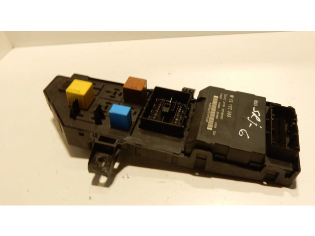 Pojistková skříňka 13223678, 13193590 Opel Vectra C 2006