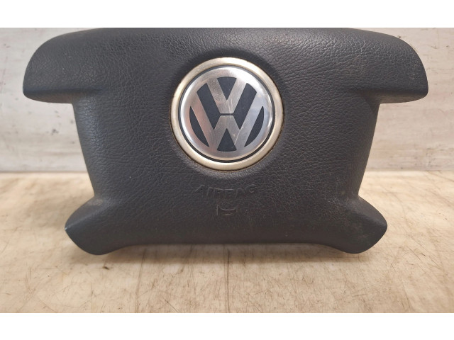 Подушка безопасности водителя 2K0880201 Volkswagen Caddy