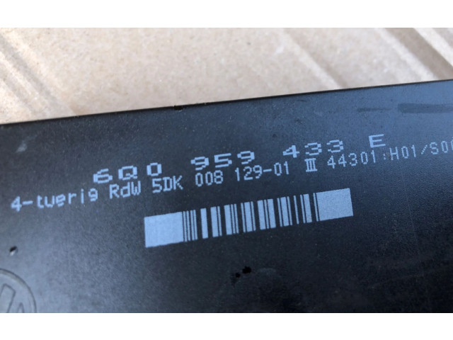 Блок комфорта 6Q0959433 Skoda Fabia Mk1 (6Y)