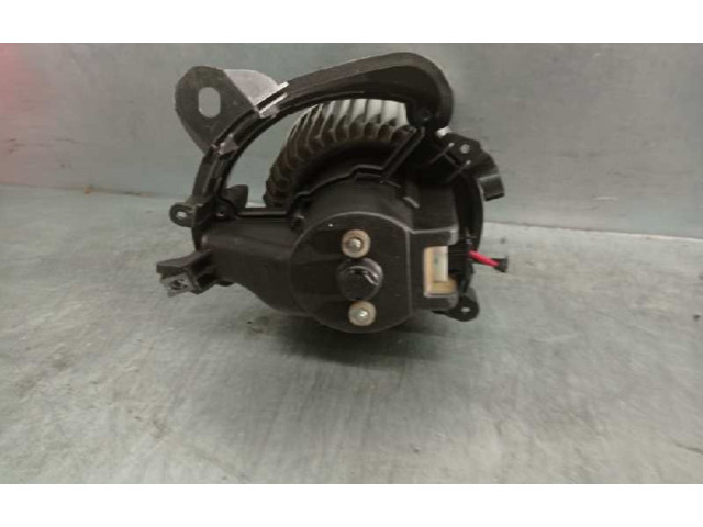Вентилятор печки    77364953   Fiat Grande Punto