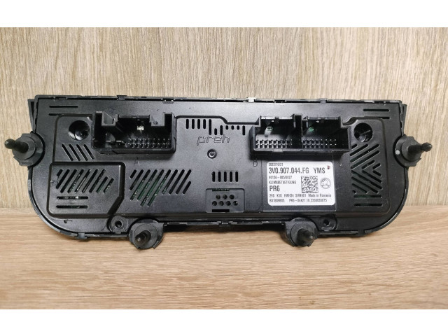 Блок управления климат-контролем 3V0907044FG   Skoda Superb B8 (3V)