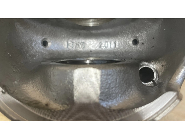 Píst 11257803033, 7803033 BMW 1 F20 F21 pro naftový motor 2.0