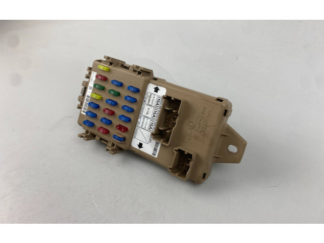 Блок предохранителей 611301 Subaru Forester SG