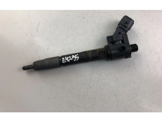 Форсунка 31405404    Volvo V70   