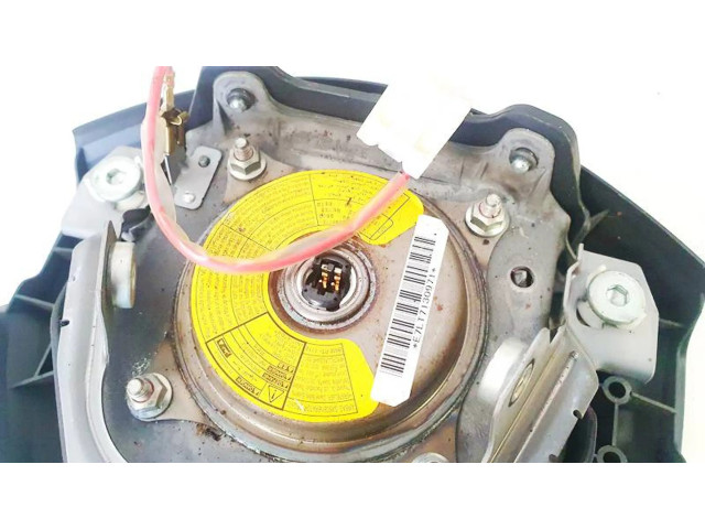 Подушка безопасности водителя Daihatsu Materia