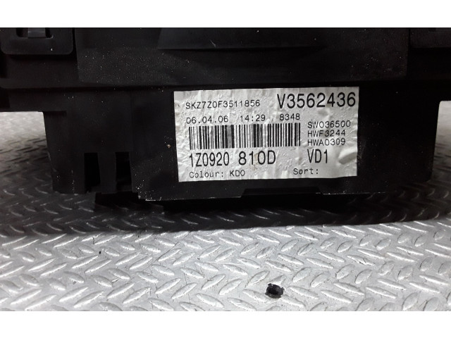 Панель приборов 1Z0920810D Skoda Octavia Mk2 (1Z)