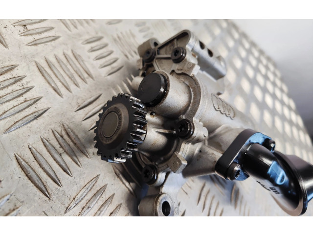 Масляный насос 06H115105AF, 06J115251S Skoda Superb B6 (3T)