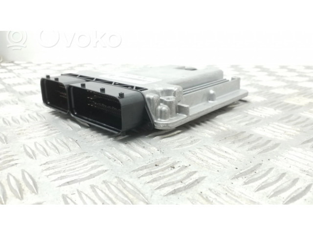 Řídící jednotka 03L906022FT Seat Exeo (3R) 2009