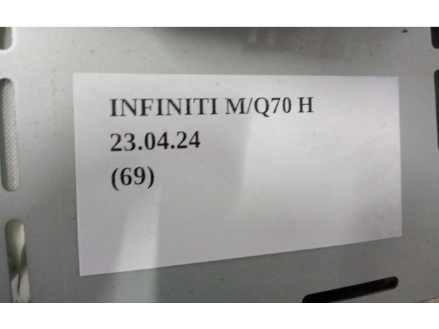 Подушка безопасности водителя    Infiniti Q70 Y51