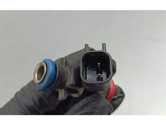 Форсунка 05281427AA Jeep Grand Cherokee WL