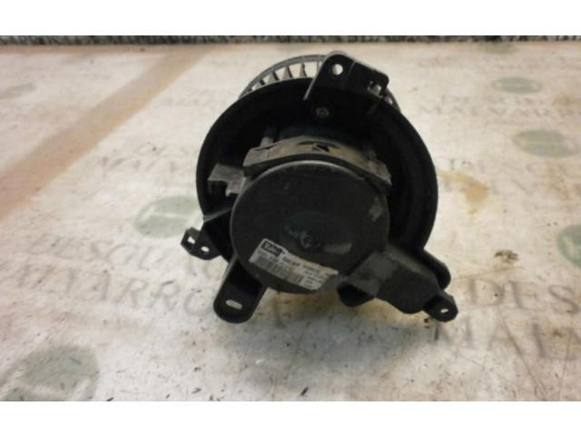 Вентилятор печки Citroen Berlingo