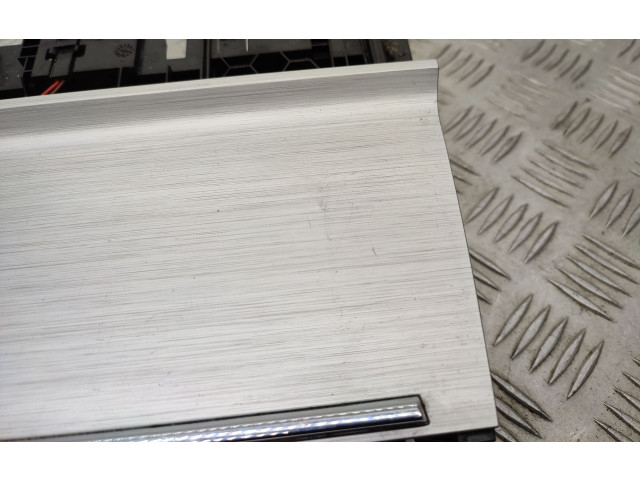 Модуль беспроводной зарядки 3V0035502, 5E1863071S   Skoda Octavia Mk3 (5E)