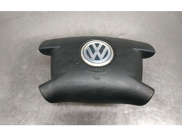 Подушка безопасности водителя 2K0880201B Volkswagen Caddy