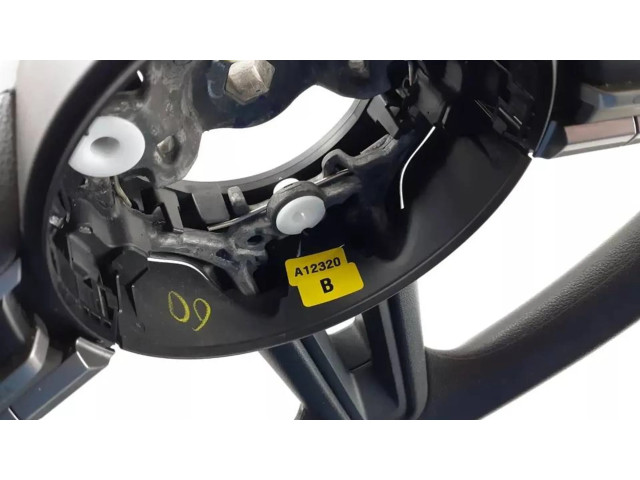 Volant Mazda CX-30 2021 2011255667, 201125