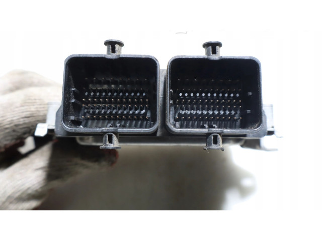 Řídící jednotka Suzuki Swift 2012