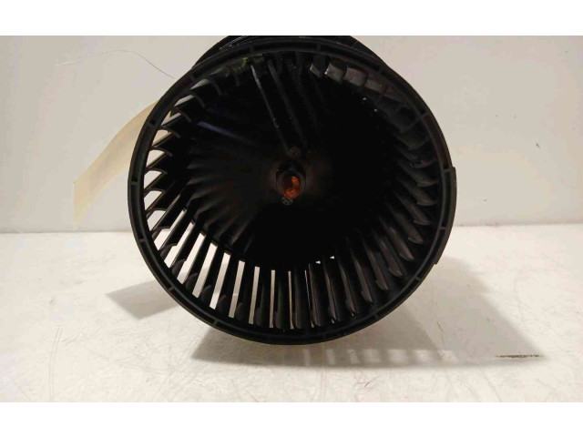 Вентилятор печки 272104185R Dacia Duster II