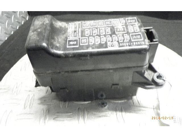 Блок предохранителей 82661B2013   Daihatsu Cuore    