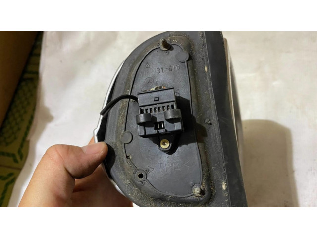 Zpětné zrcátko Mercedes-Benz E W210 2002 413131418