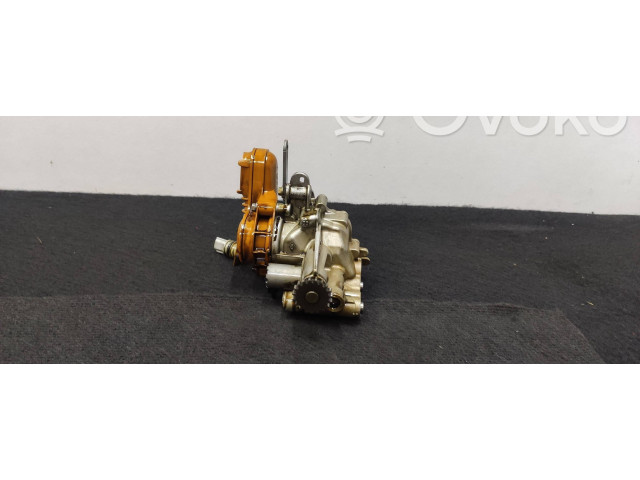 Масляный насос   150002257R, 054135214  Renault Scenic III -  Grand scenic III 