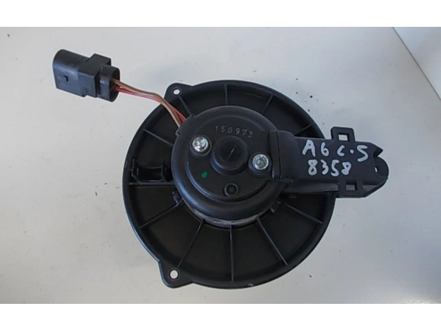 Вентилятор печки    0130111202, 4B1820021   Audi A6 S6 C5 4B