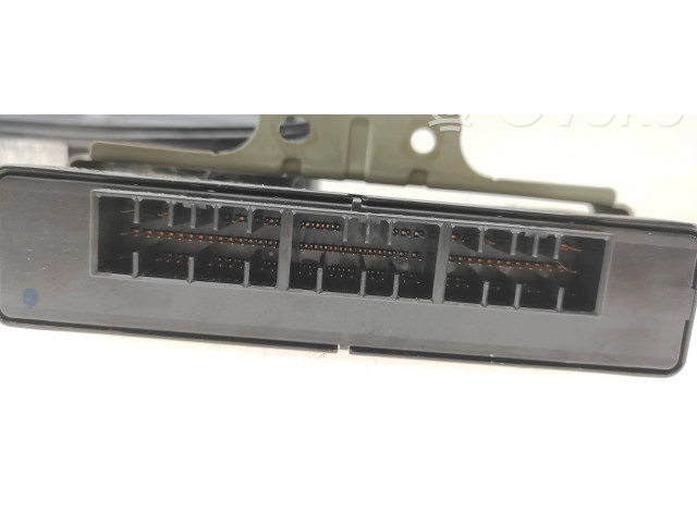 Řídící jednotka 22611AK240, 4X13 Subaru Legacy 2004