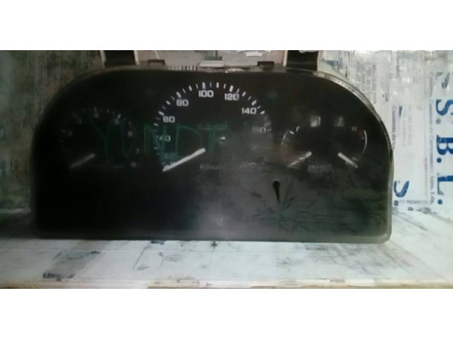 Přístrojová deska  Hyundai Pony 1989 7111, 2221  