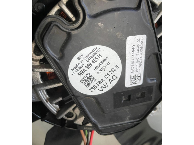 Вентилятор радиатора 5WA959455H Volkswagen Golf VIII