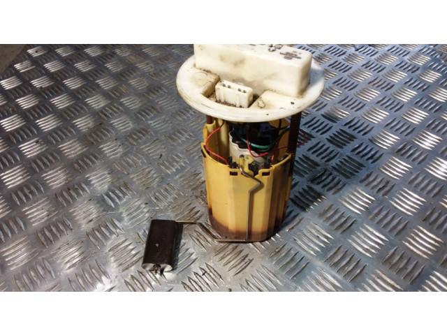 Насос топлива (в топливном баке)