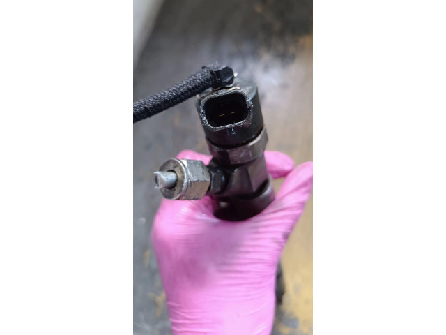 Vstřikovač 2354045, 044511030 Rover 75