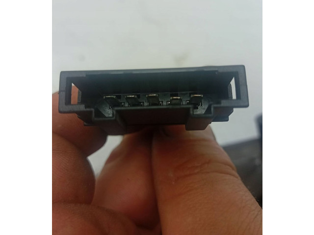 Зеркало электрическое Skoda Octavia Mk1 (1U) 1996 - 2004 года