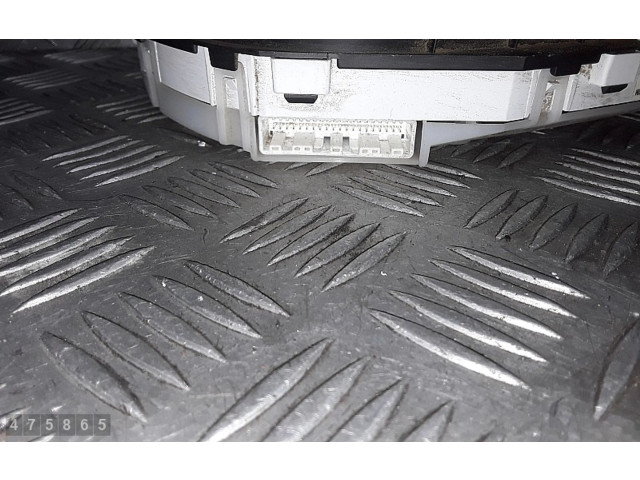 Přístrojová deska Isuzu D-Max 2014 8981561427