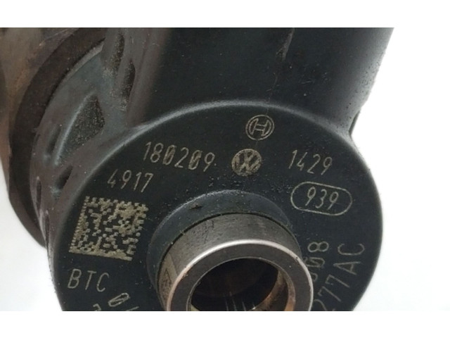 Vstřikovač 04L130277AC, 04L130277AC Volkswagen Caddy DFSD