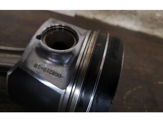 Píst 03L105401A, 03L105401A Audi A3 S3 8V DGTE