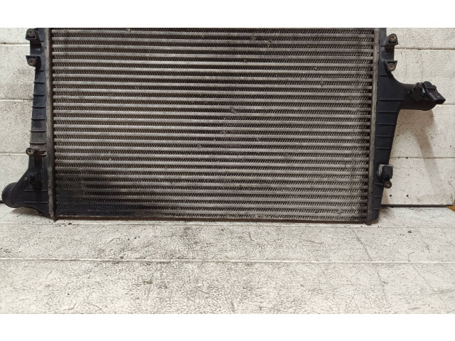 Интеркулер  4B0145805A   Audi A6 S6 C5 4B 