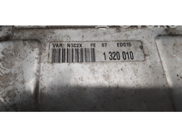 Блок управления двигателем Блок управления 0281010592 Peugeot 306