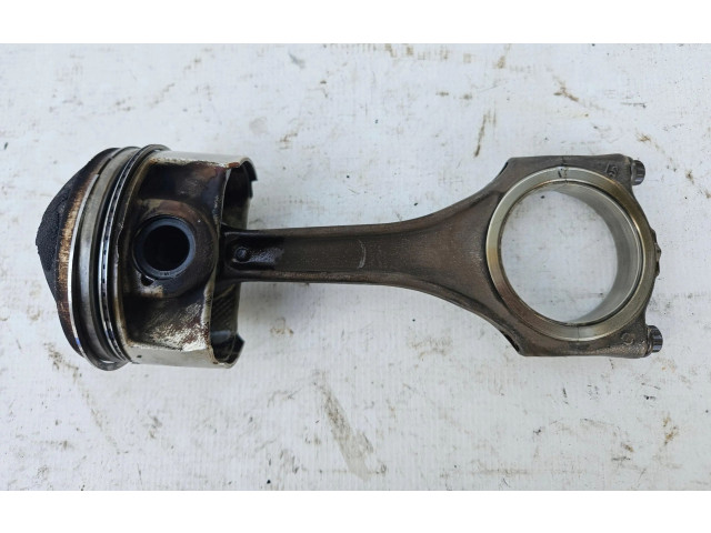 Поршень с шатуном 066DN Audi A6 C7