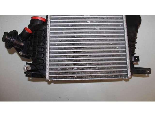 Интеркулер  21821AA030   Subaru Forester SH 