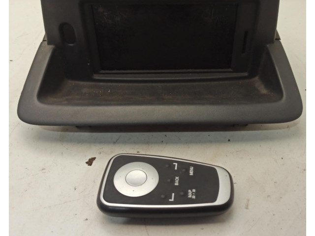 Панель приборов    Renault Clio III       